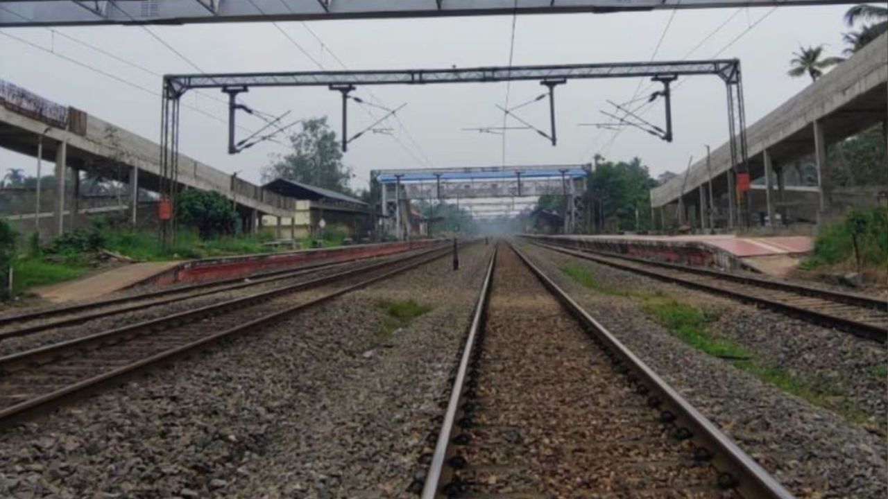 Howrah-Delhi Rail Corridor gets major upgrade with Rs 962 crore third line project