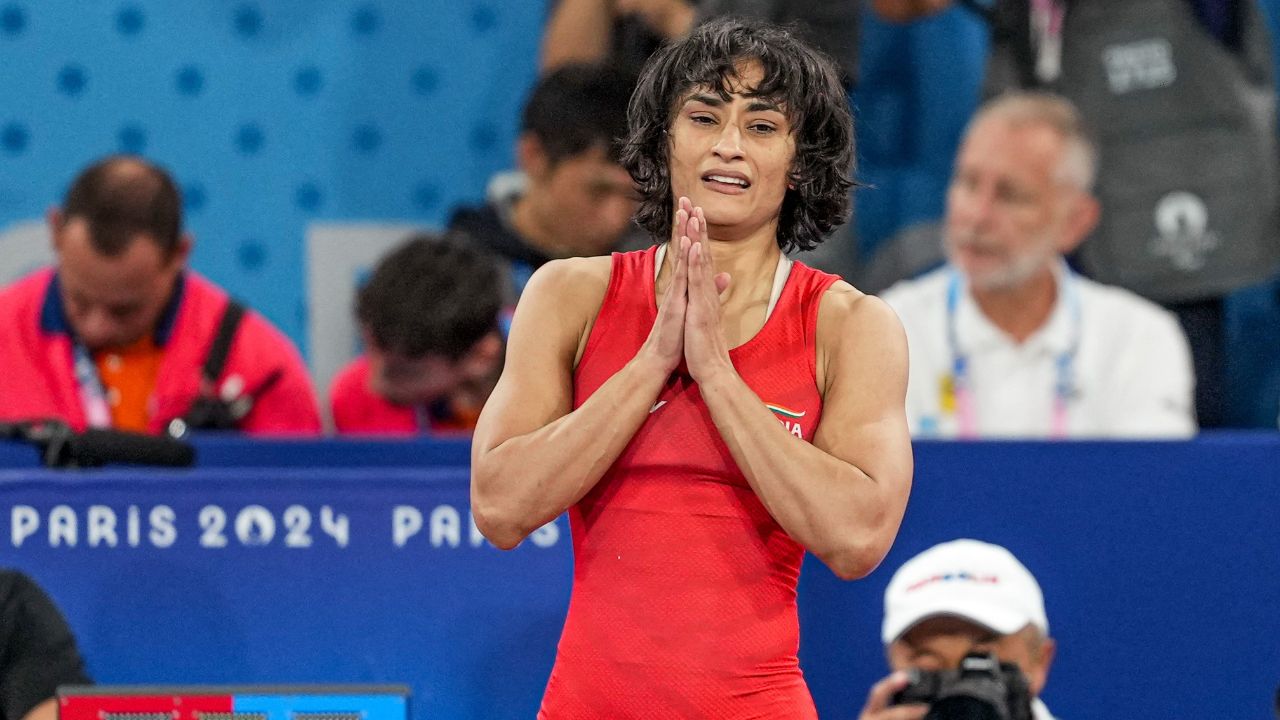 WFI permits Vinesh Phogat to contest 53kg at Asian Games trials under legal supervision