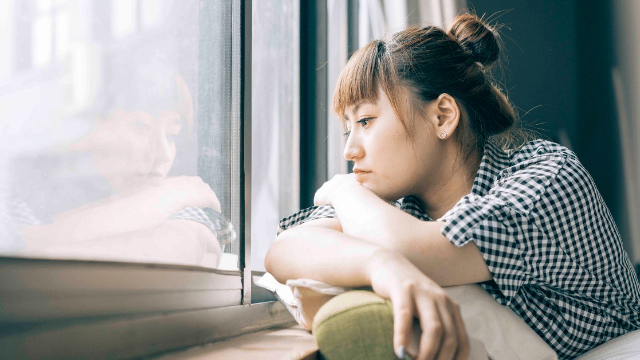 Feeling emotionally numb lately? Here’s what your mind trying to tell you