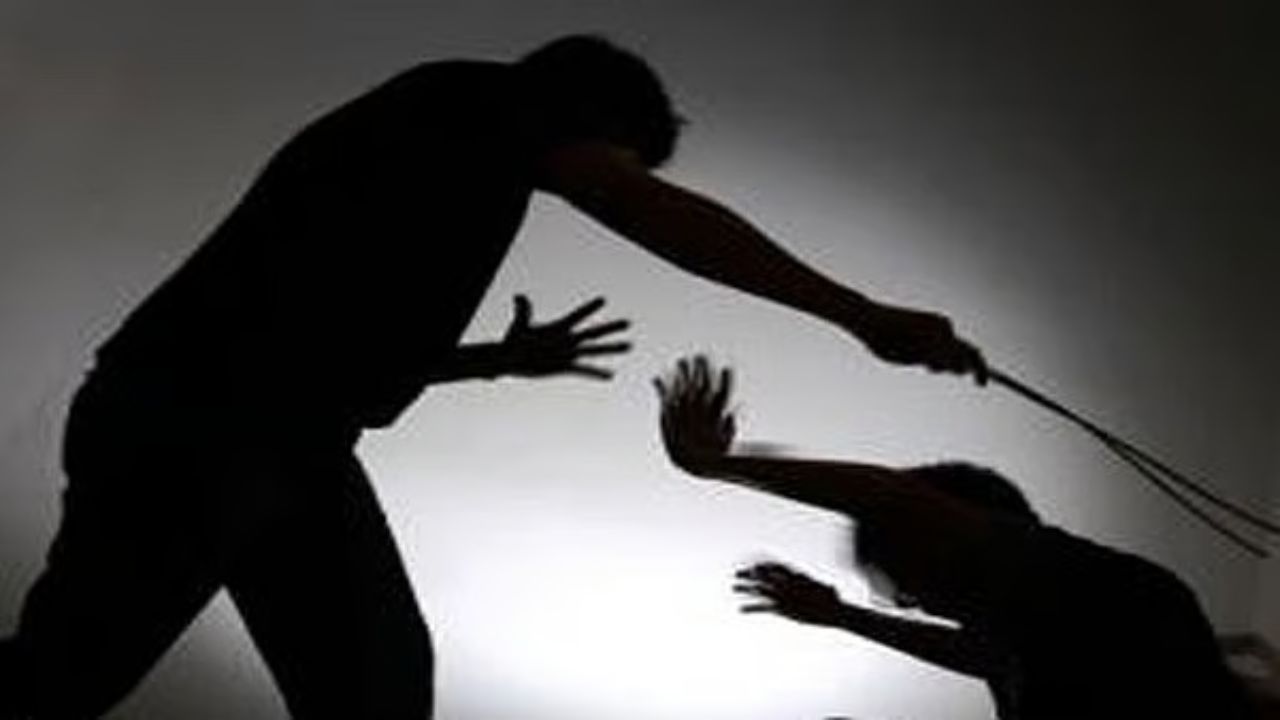 Pune Shocker: Guru accused of forcing woman to drink urine, Electric shocks and leave family