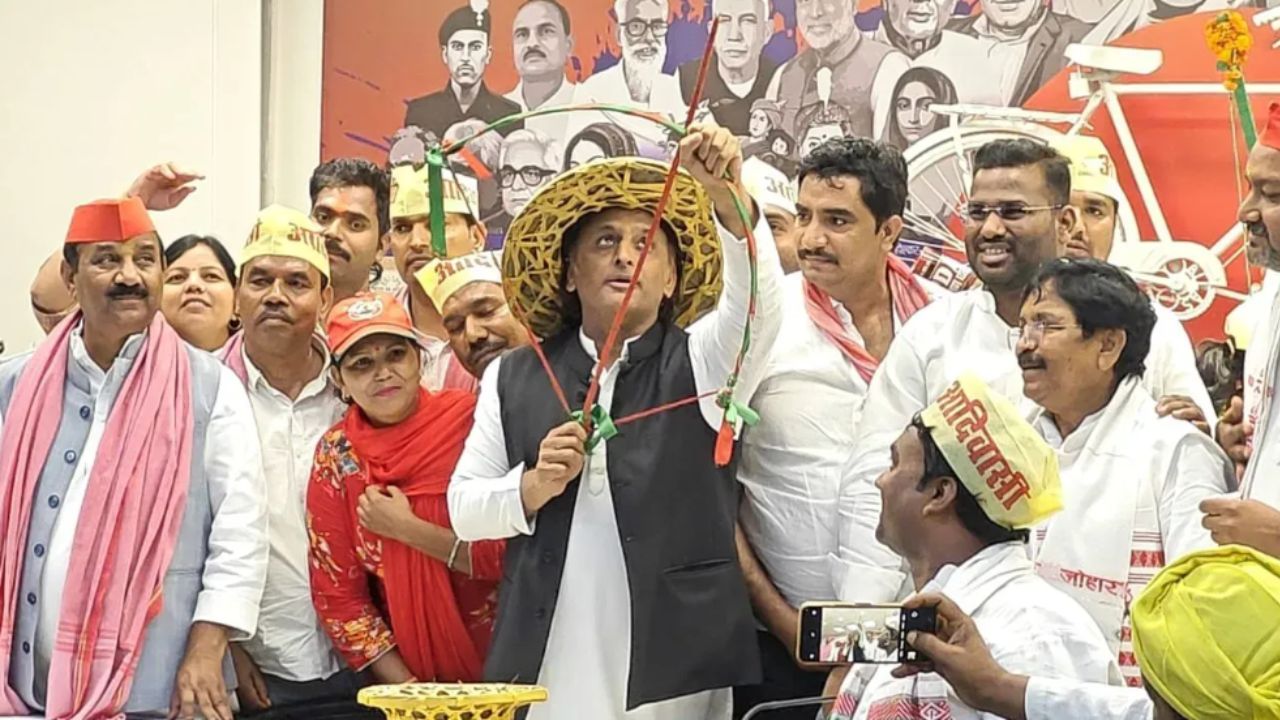 Akhilesh Yadav’s New Avatar In Lucknow: Bow and arrow in hand, tribal cap on head