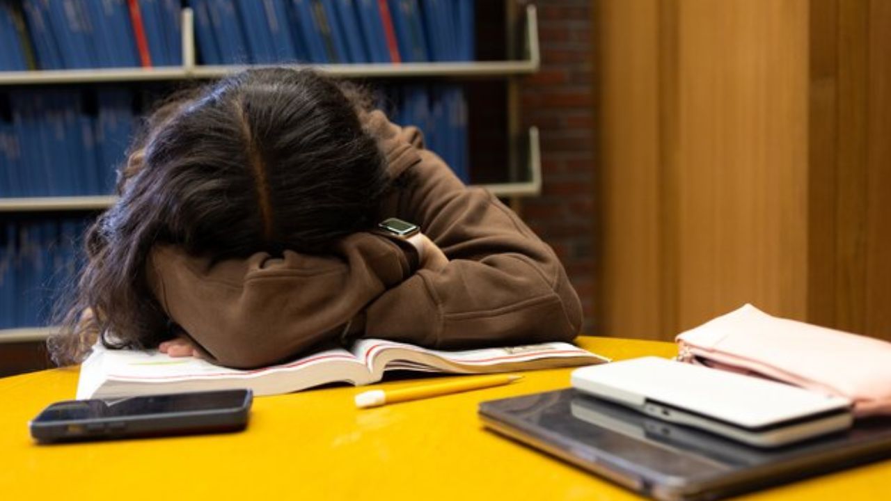 CBSE class 12 re-evaluation Delayed; Students face anxiety over admissions and scholarships