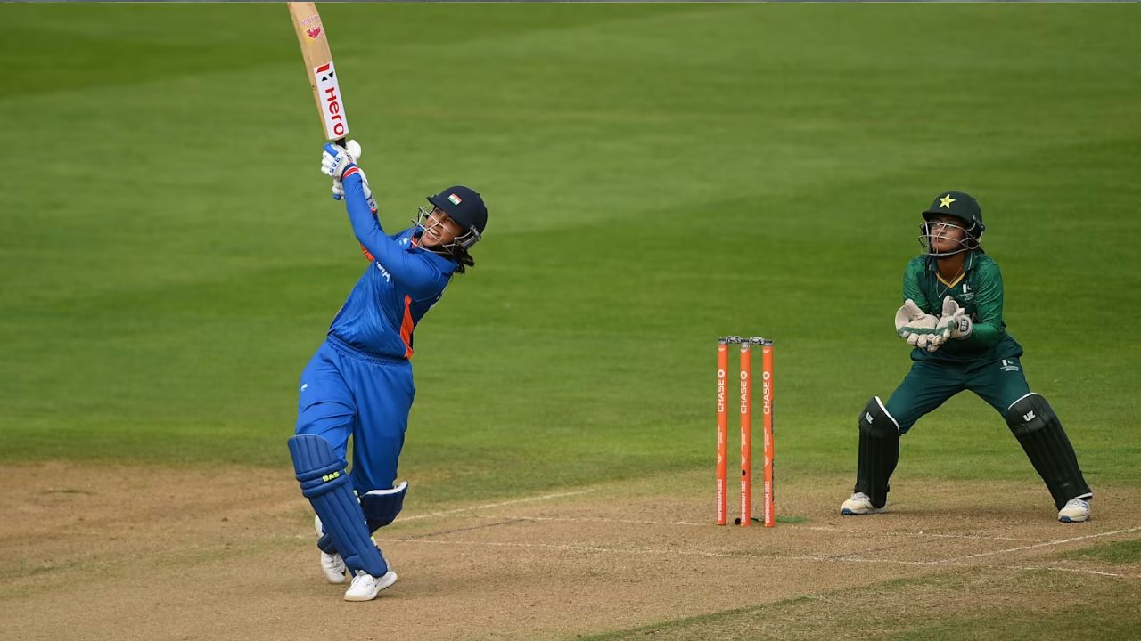 IND vs PAK: Smriti Mandhana’s 68, Richa Ghosh’s late blitz power india to 170/6 against Pakistan