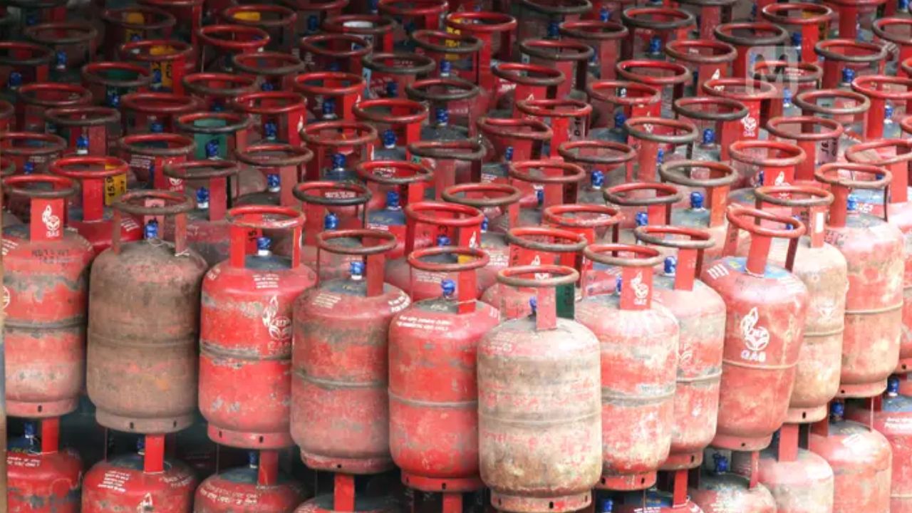 Govt defends LPG price increase; Says consumers still get subsidy of Up to…