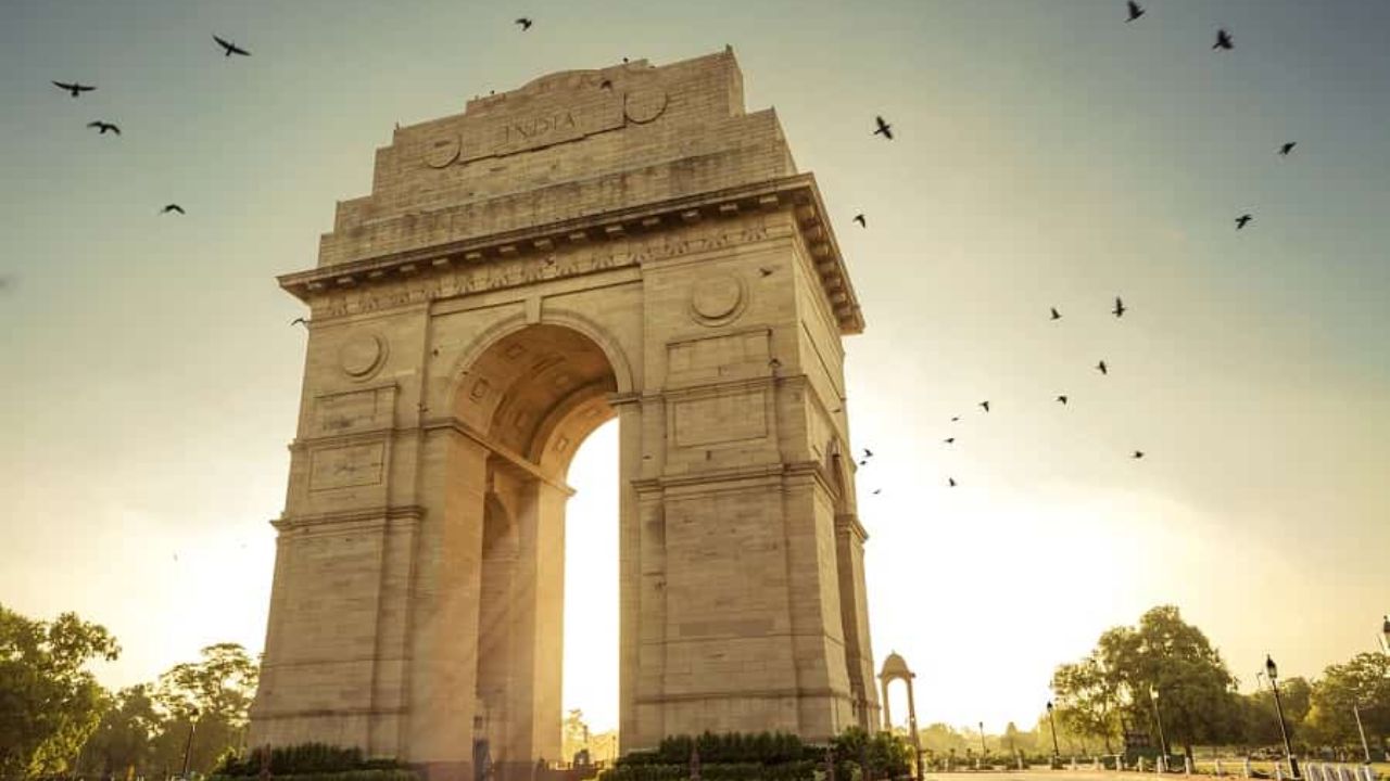 Delhi Weather Today: Is there any relief in sight? Here’s what the 7-day forecast reveals