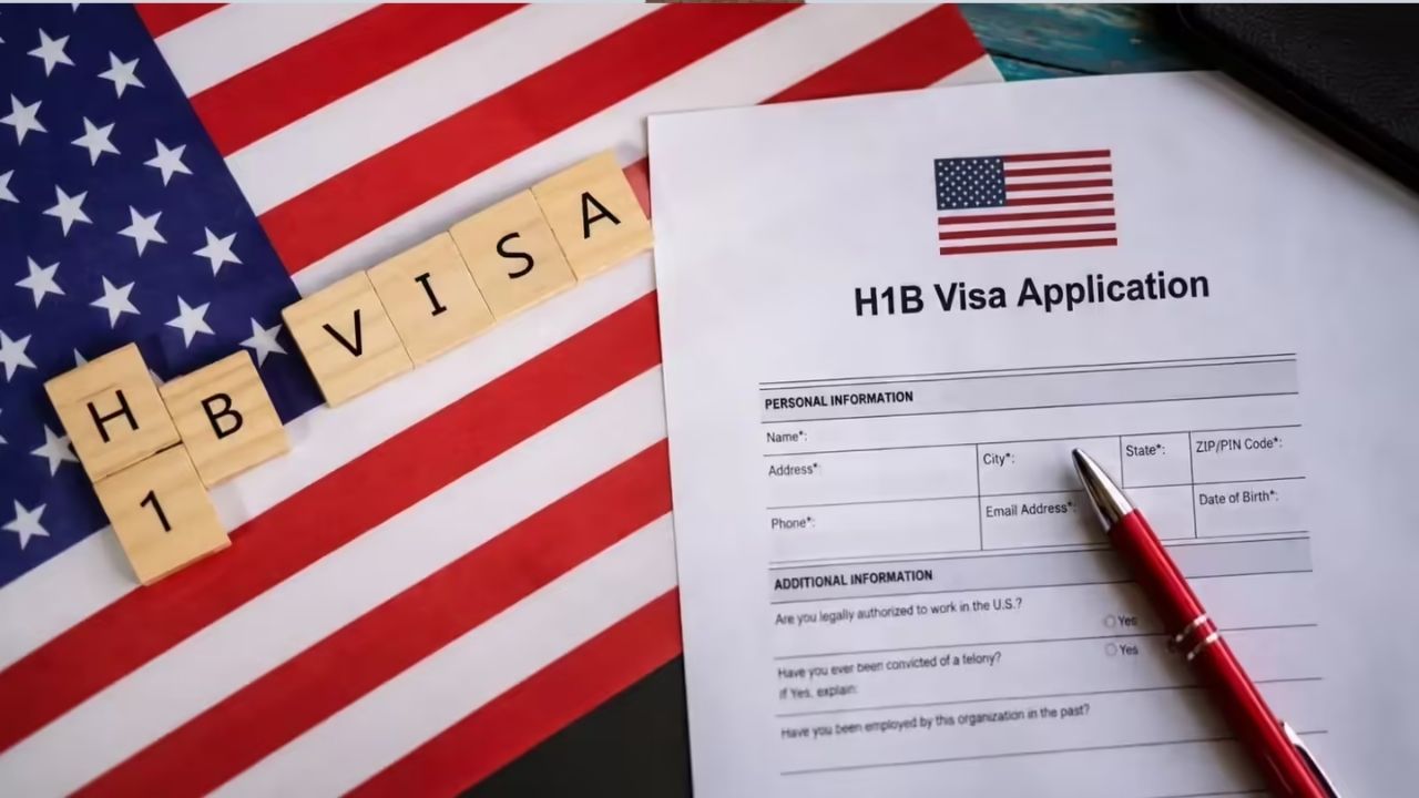 US Lawmaker introduces bill to overhaul H-1B Visa programme, hit Indian tech workers hard