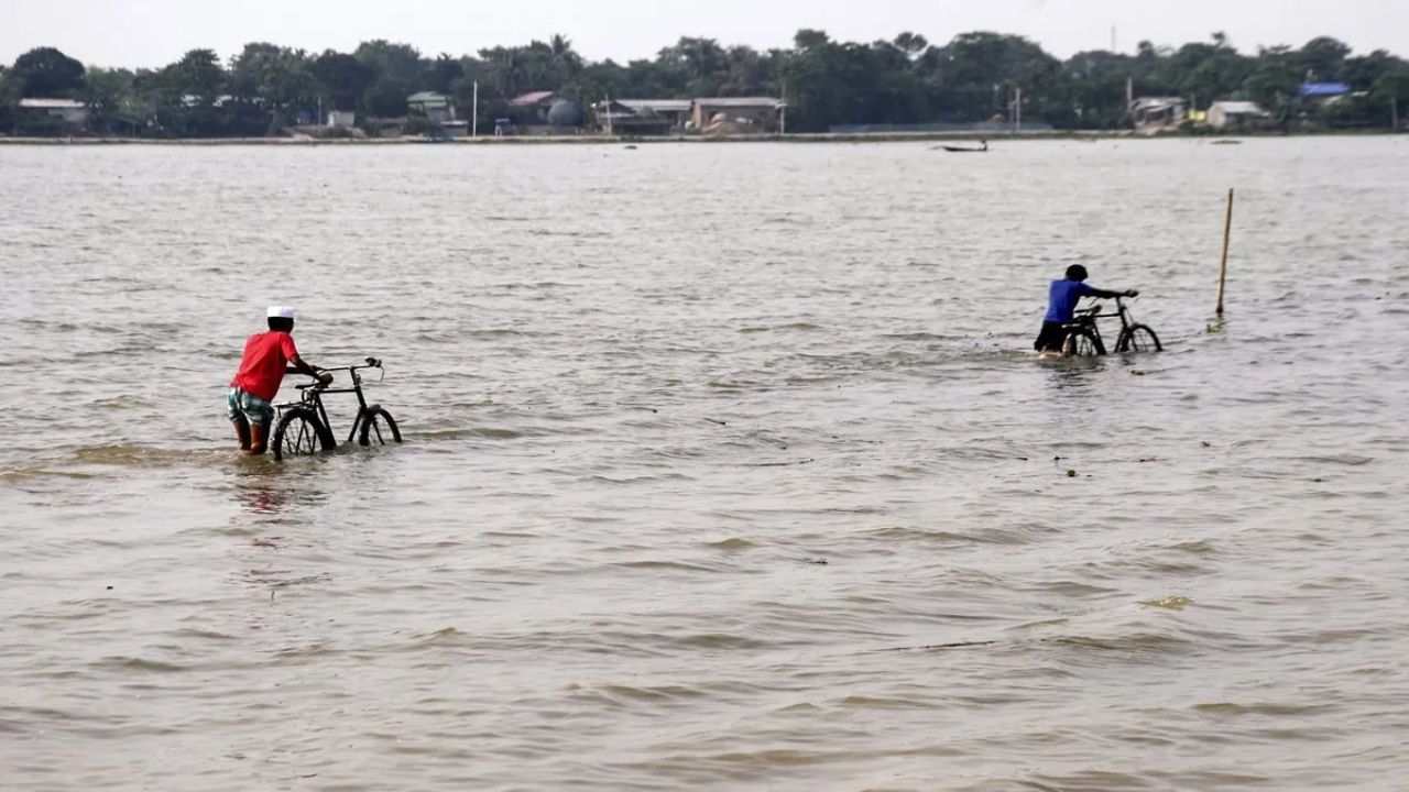22,000 affected as first wave of floods hits Assam, train services suspended