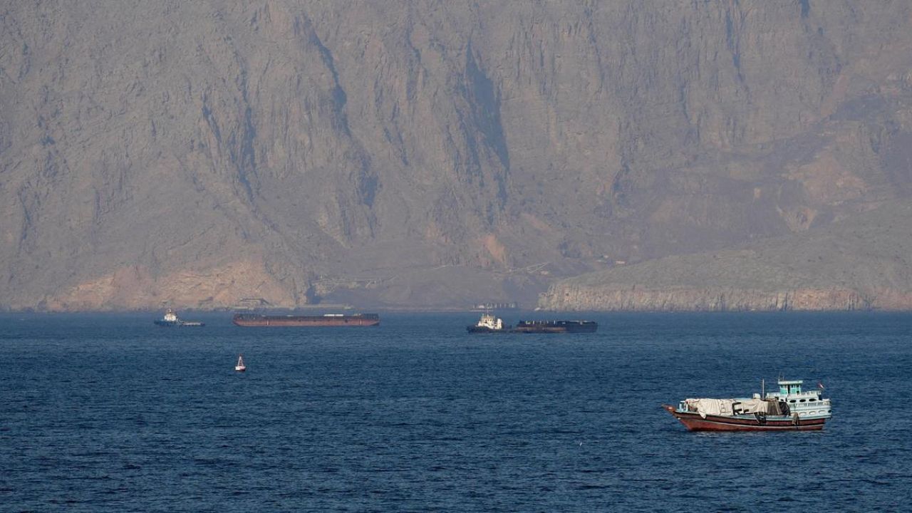 Iran to shut the Strait of Hormuz again? Big revelation amid US peace deal talks