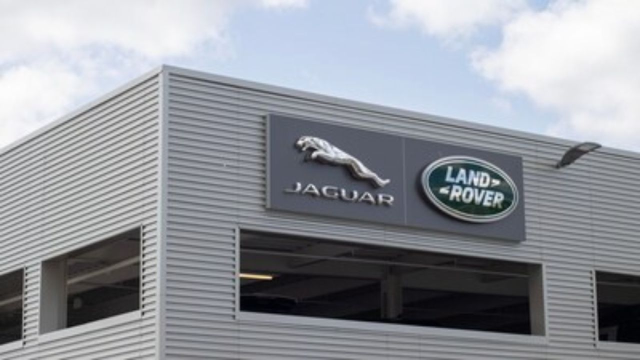 Why Jaguar Land Rover is suddenly raising £2 billion from banks instead of bonds?