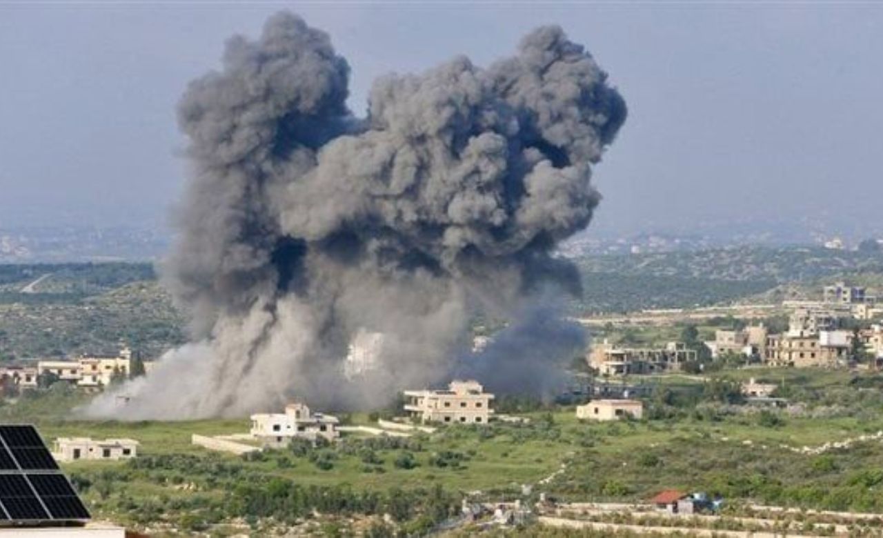 Israeli strikes in Southern Lebanon kill five hours after Hezbollah ceasefire
