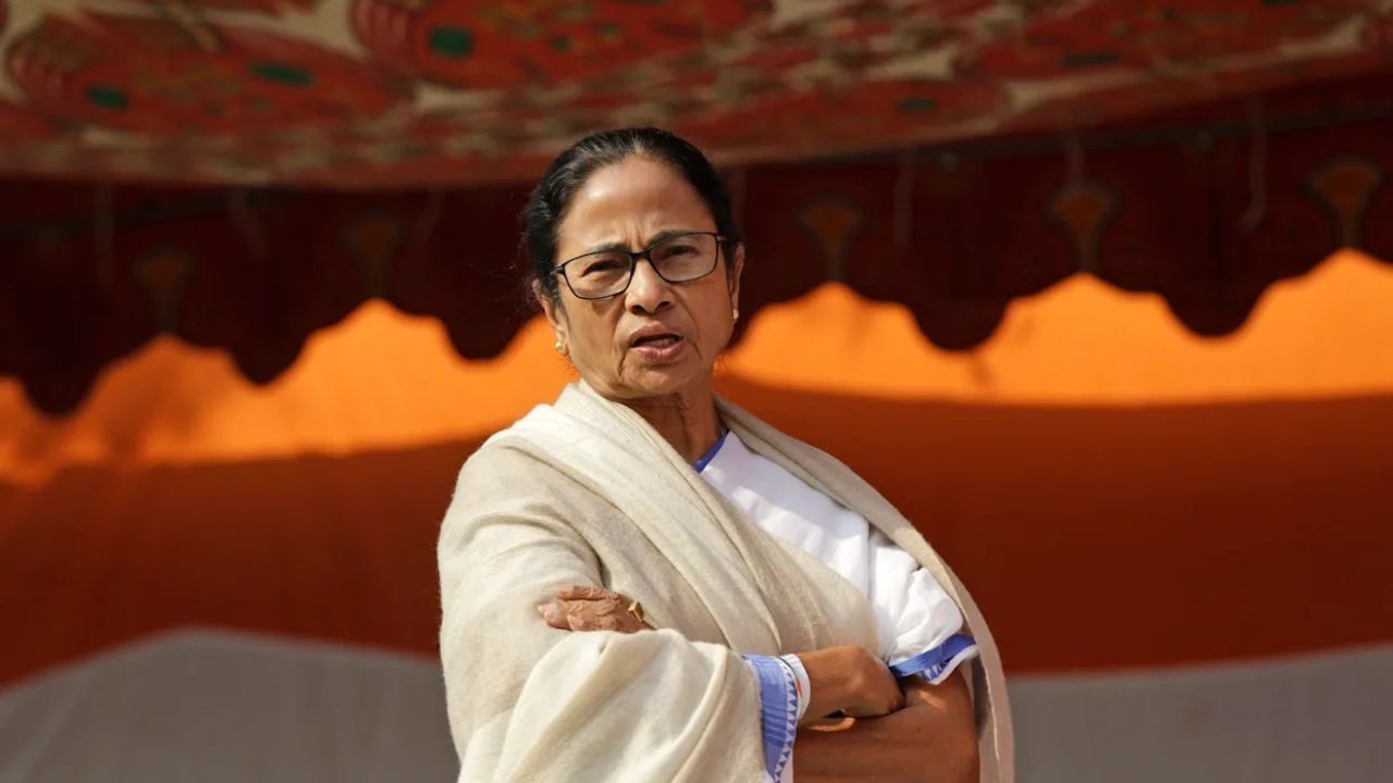 Mamata Banerjee challenges Bhabanipur poll defeat in Calcutta High Court