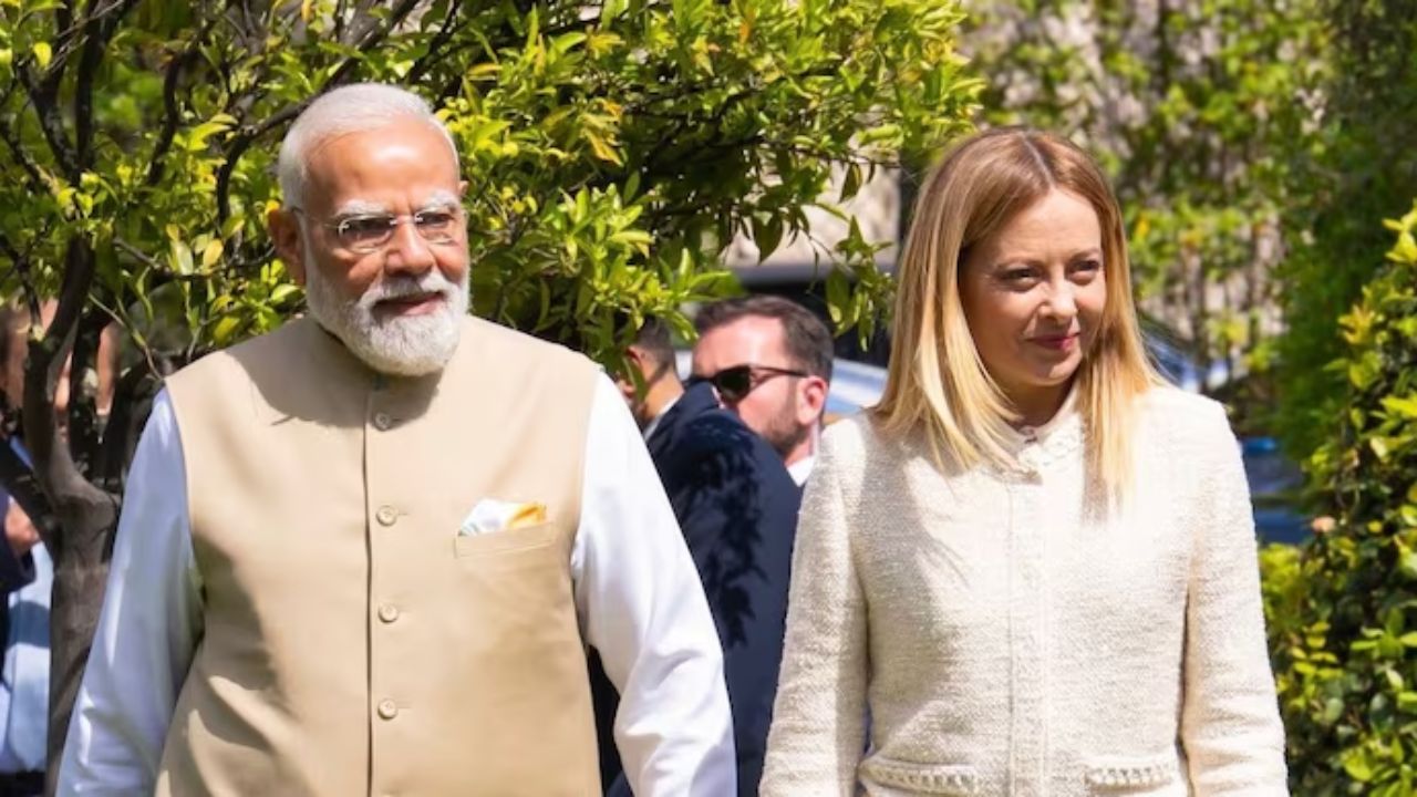Meloni congratulates Modi on becoming India’s longest-serving elected PM, Recalls their ‘Rome meeting’