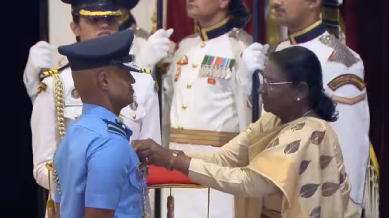 Kirti Chakra for Gaganyaan astronaut Prasanth Nair; President Murmu presents Gallantry Award