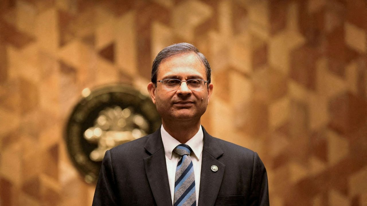 RBI Repo Rate Holds at 5.25%: What the new inflation and growth forecast reveals?