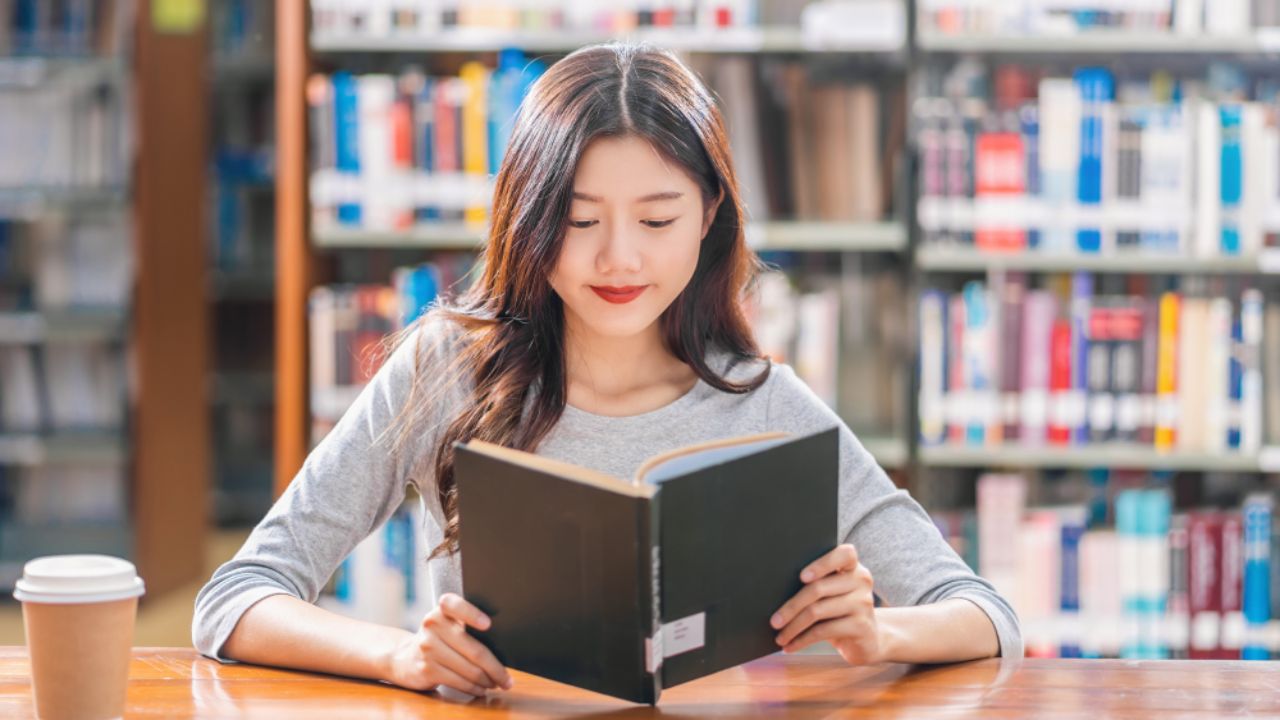 Feeling Lost? 10 Books To Read If Life Isn’t Turning Out The Way You Hoped
