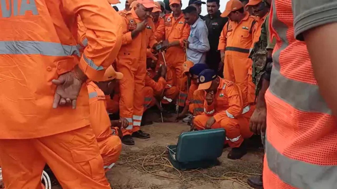 Haryana: 4-year-old falls into 220-foot deep borewell in Ambala; NDRF, army on rescue