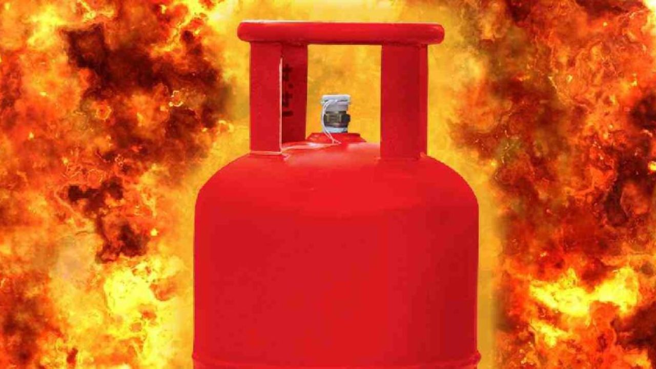 Thanjavur Gas Tragedy: 10 People Bruised in Cylinder Explosion, Police Investigation Underway
