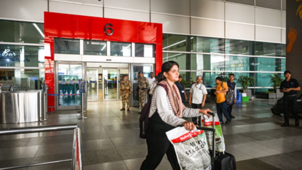 What’s behind India’s aviation growth? Strong demand and lower fuel costs boost airlines
