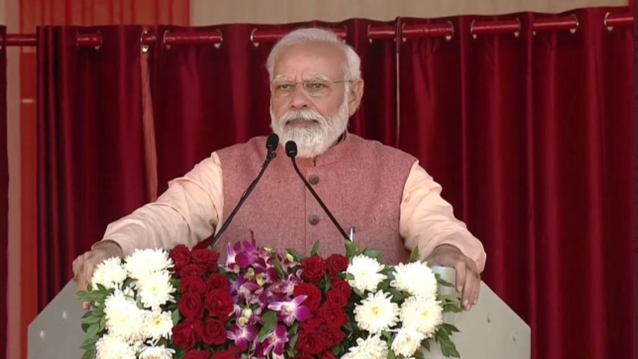 Cabinet Approves Rs 62,500 Crore Mobile Phone Manufacturing Scheme