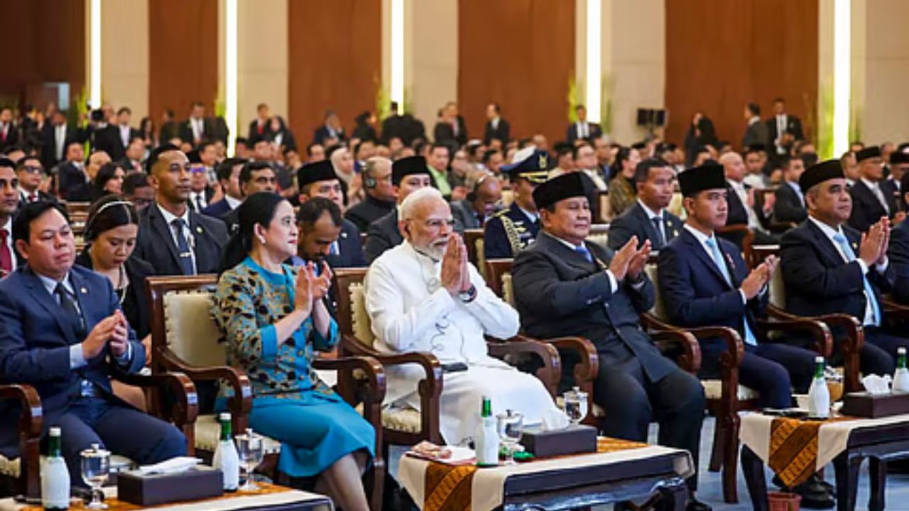 Prime Minister Modi address Indonesian Parliment