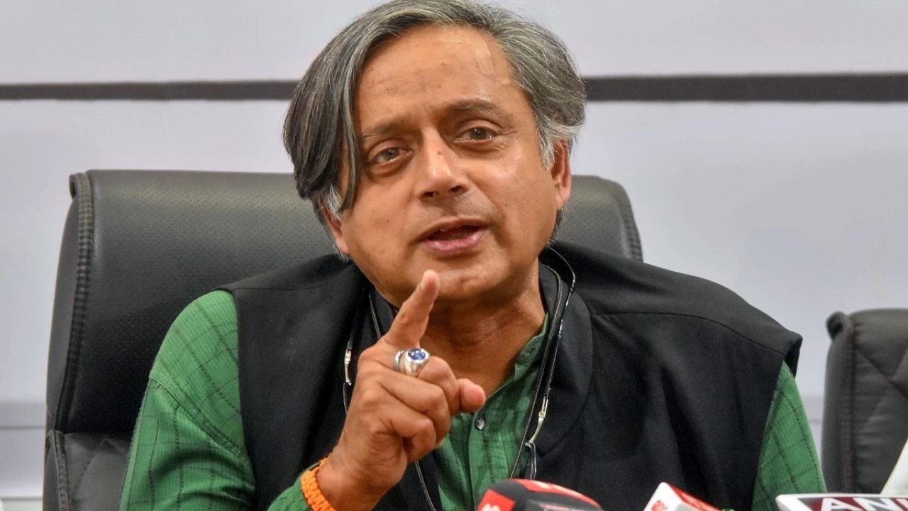 Jantar Mantar Protest: Tharoor Appeals To Wangchuk To End fast; Urge Govt. To Initiate Dialogue