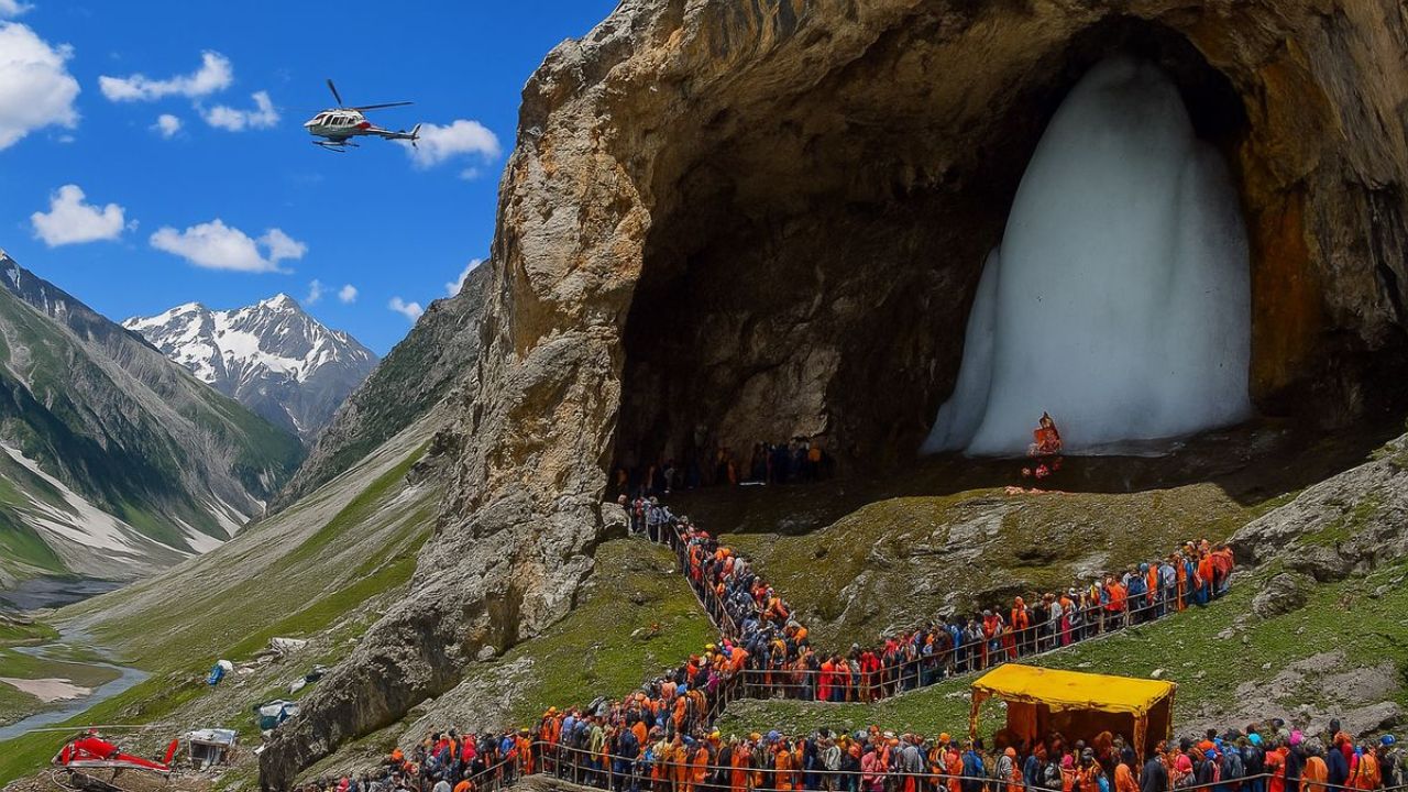 Amarnath Yatra Day 6: Over 1.42 Lakh Devotees complete yatra; 8,150 more pilgrims leave Jammu for Kashmir