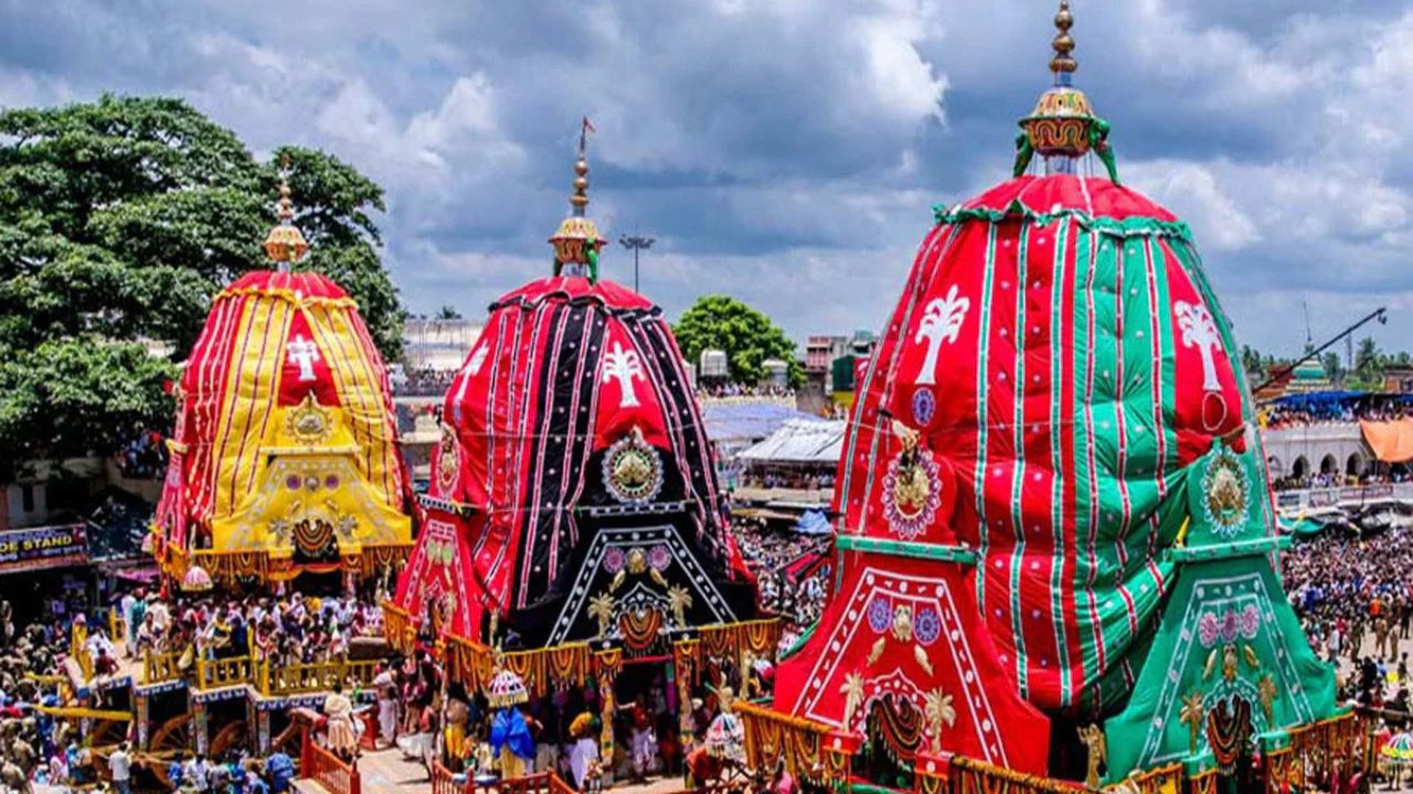 Jagannath Rath Yatra: Lakhs of devotees gather in Puri, amid tight security