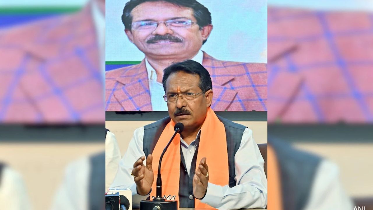 Delhi BJP: Harsh Malhotra unveils new State Team; Vishnu Mittal retained as General Secretary