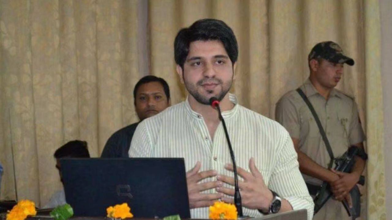 Shehzad Poonawalla Steps Away From BJP; Social Media Bio Hints at Political Shift