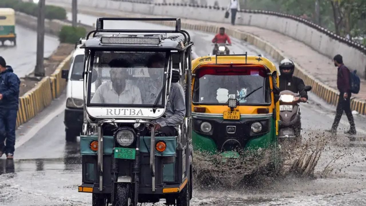 Weather Update: IMD Issues Nationwide Weather Warning as Heavy Rain, Thunderstorms Lash Several States