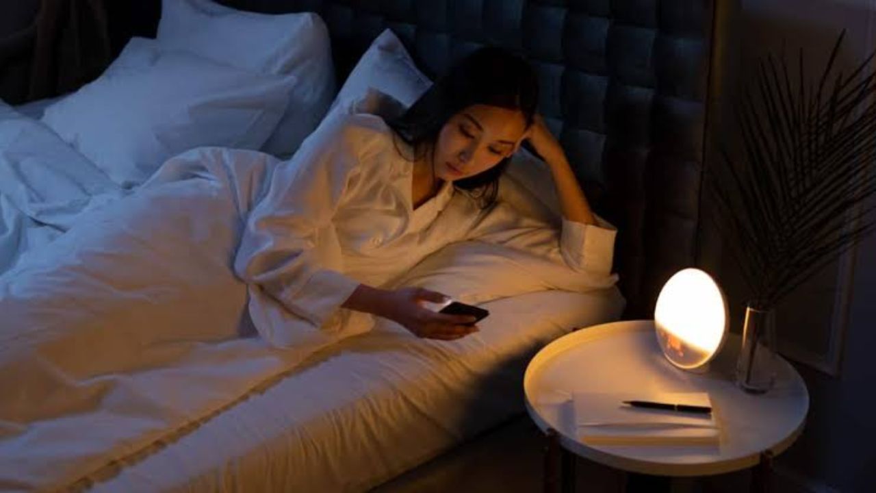 7 Everyday Habits That Could Be Quietly Damaging Your Mental Health