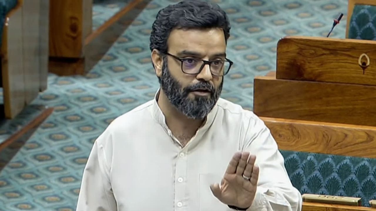 Aga Ruhullah To Quit Lok Sabha, Political Rift With National Conference Deepens