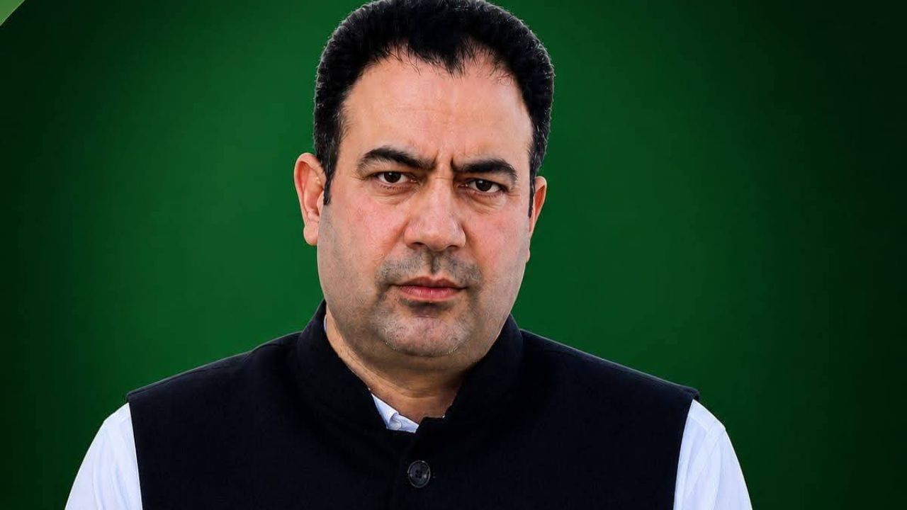 Article 370 Row Heats Up in Jammu and Kashmir: PDP Targets Omar Abdullah Govt, BJP Says Decision Cannot Be Reversed