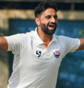 BCCI Names JK Pacer Auqib Nabi as Replacement for Injured Jasprit Bumrah in Sri Lanka Test Series