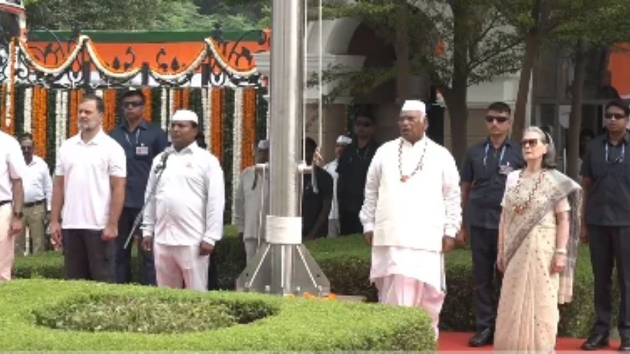 Independence Day 2026: Kharge Questions India’s Democracy, Economy and Development Path, Highlights Congress Legacy