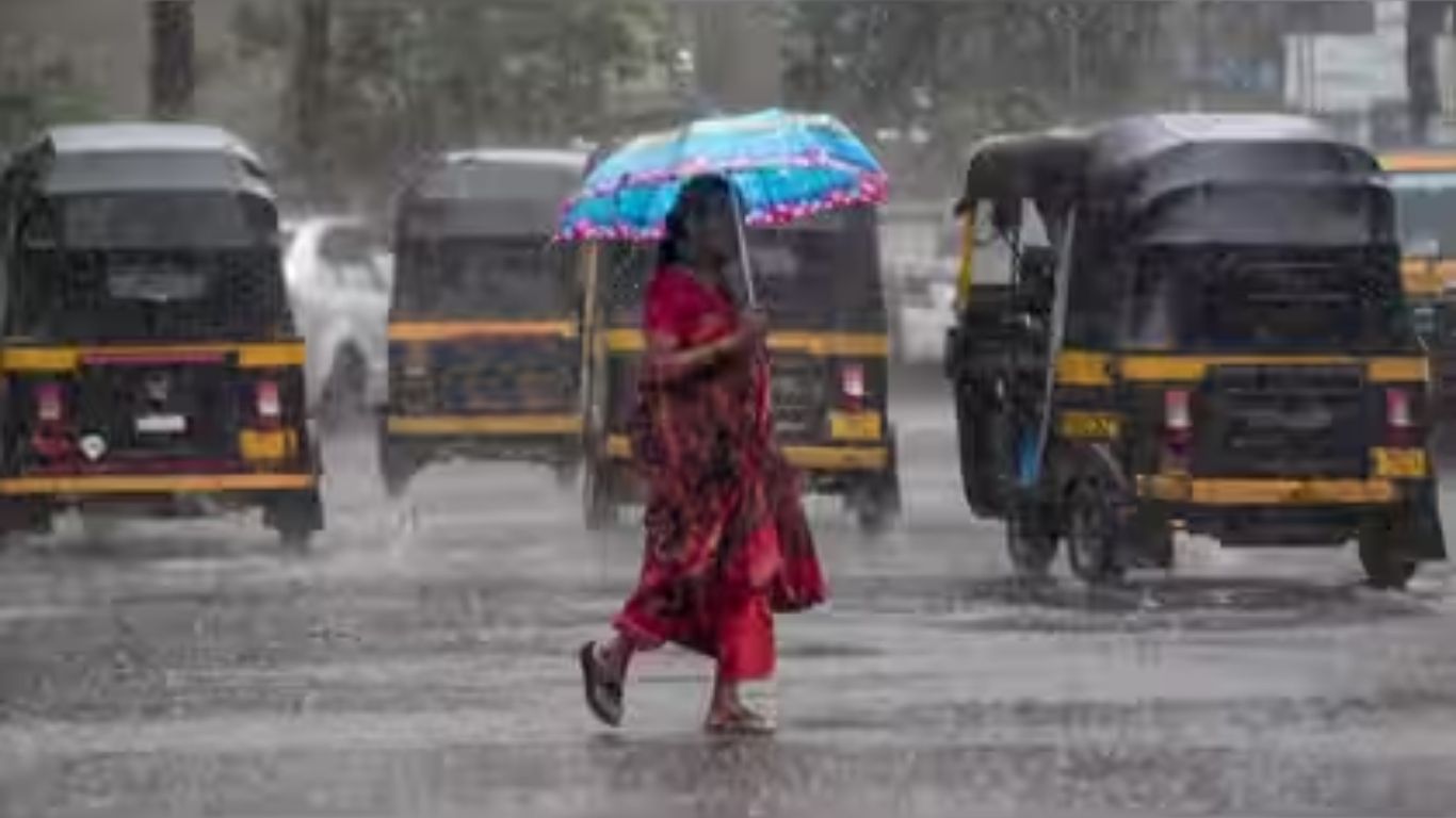 Delhi-NCR Weather Alert: Heavy Rain Likely on Saturday, IMD Issues Forecast for Several States
