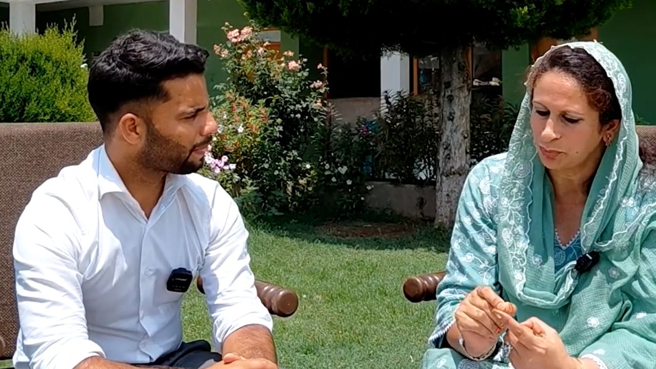 DN Exclusive: Kashmir Educator Ishrat Tanki Emerges as a Beacon of Hope for Rural Education and Women’s Empowerment