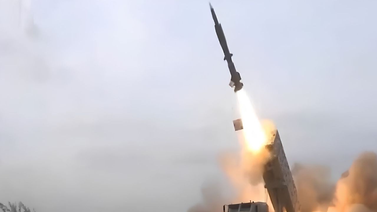 Pakistan Missile Test Alert? 750-Km Airspace Closure Sparks Defence Buzz, Fatah-3 Speculation Grows