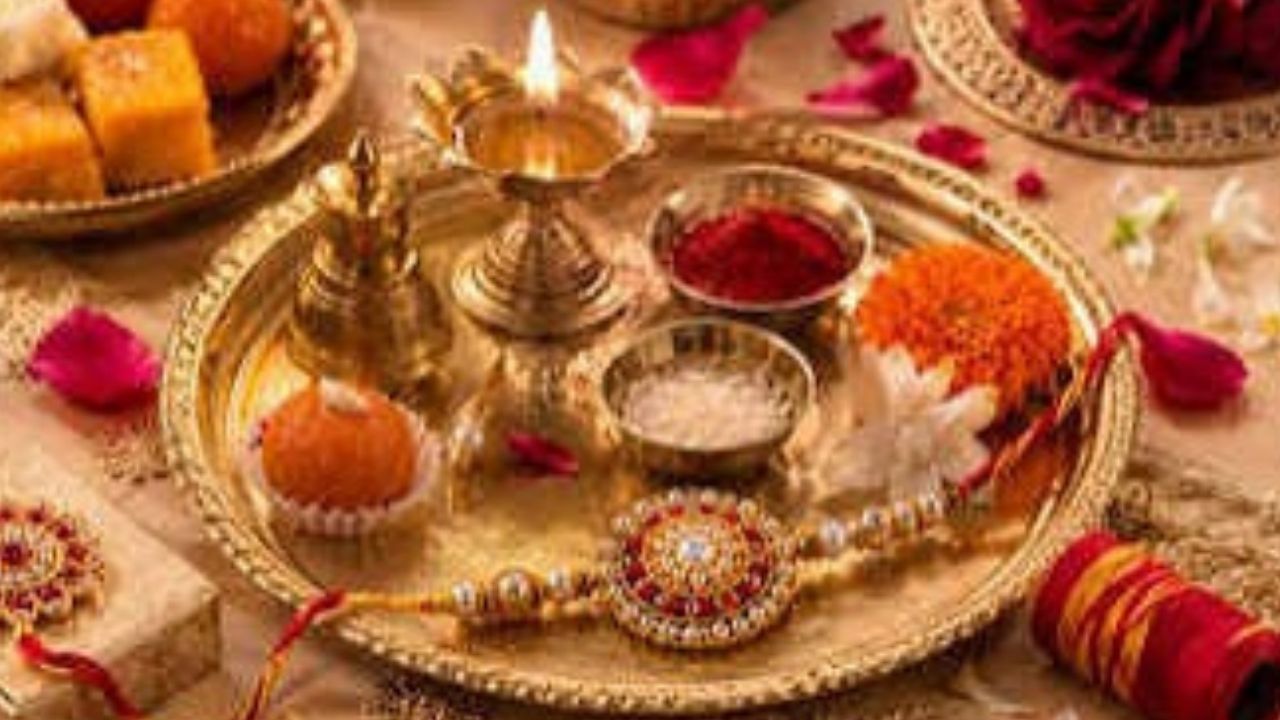 Rakhi 2026 Update: Chandra Grahan Confusion Ends, Can You Tie Rakhi Today?