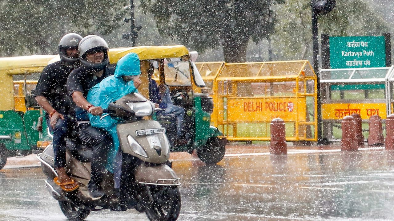 Delhi Drenched Again! Heavy Rain Hits Capital, IMD’s Big Warning For Next 48 Hours