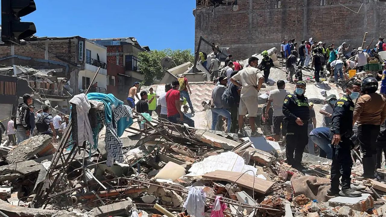 “Sounded Like a Bomb”: 132 Killed in Colombia’s Strongest Earthquake of the Century