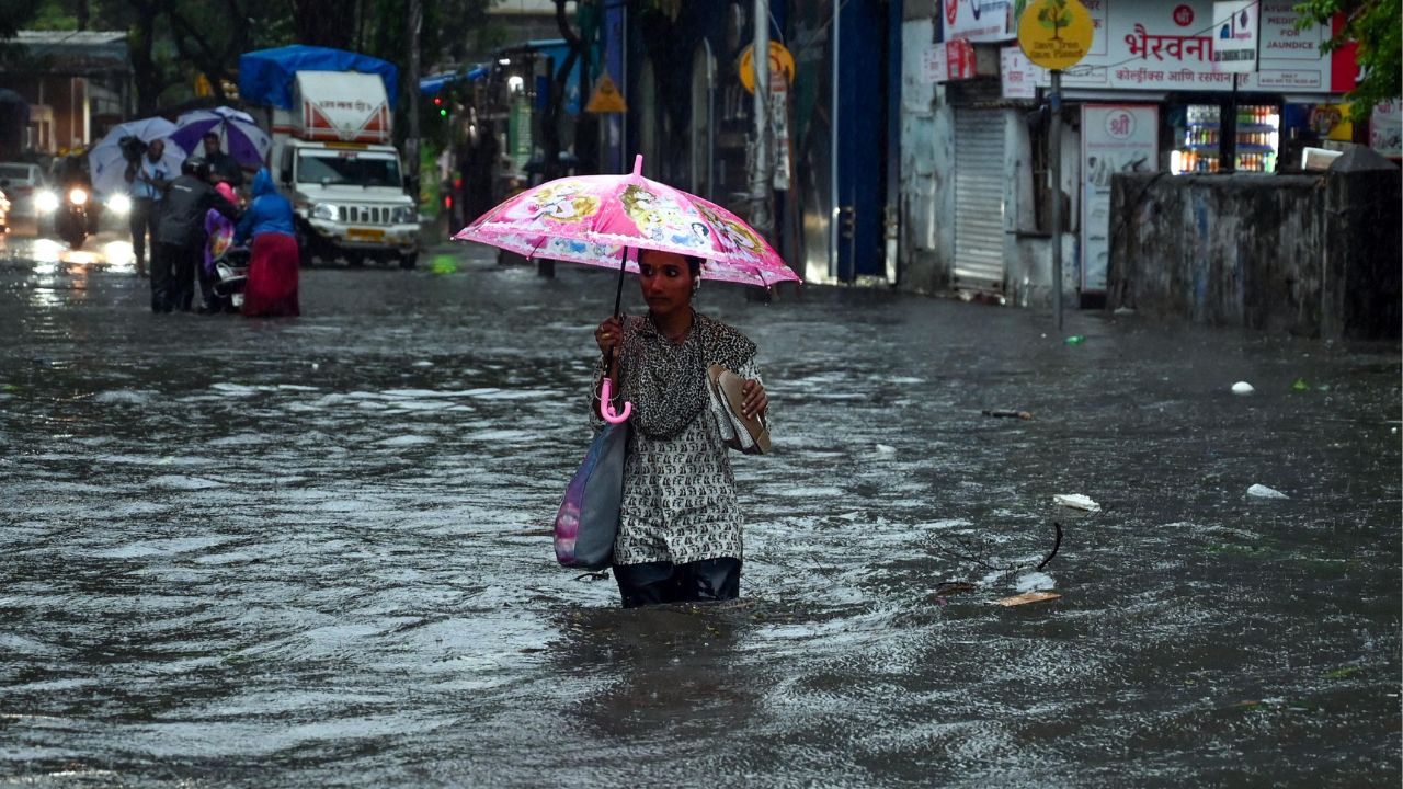 Next 9 Hours Critical: IMD Warns 18 States of Dangerous Storms, Lightning and Heavy Rain