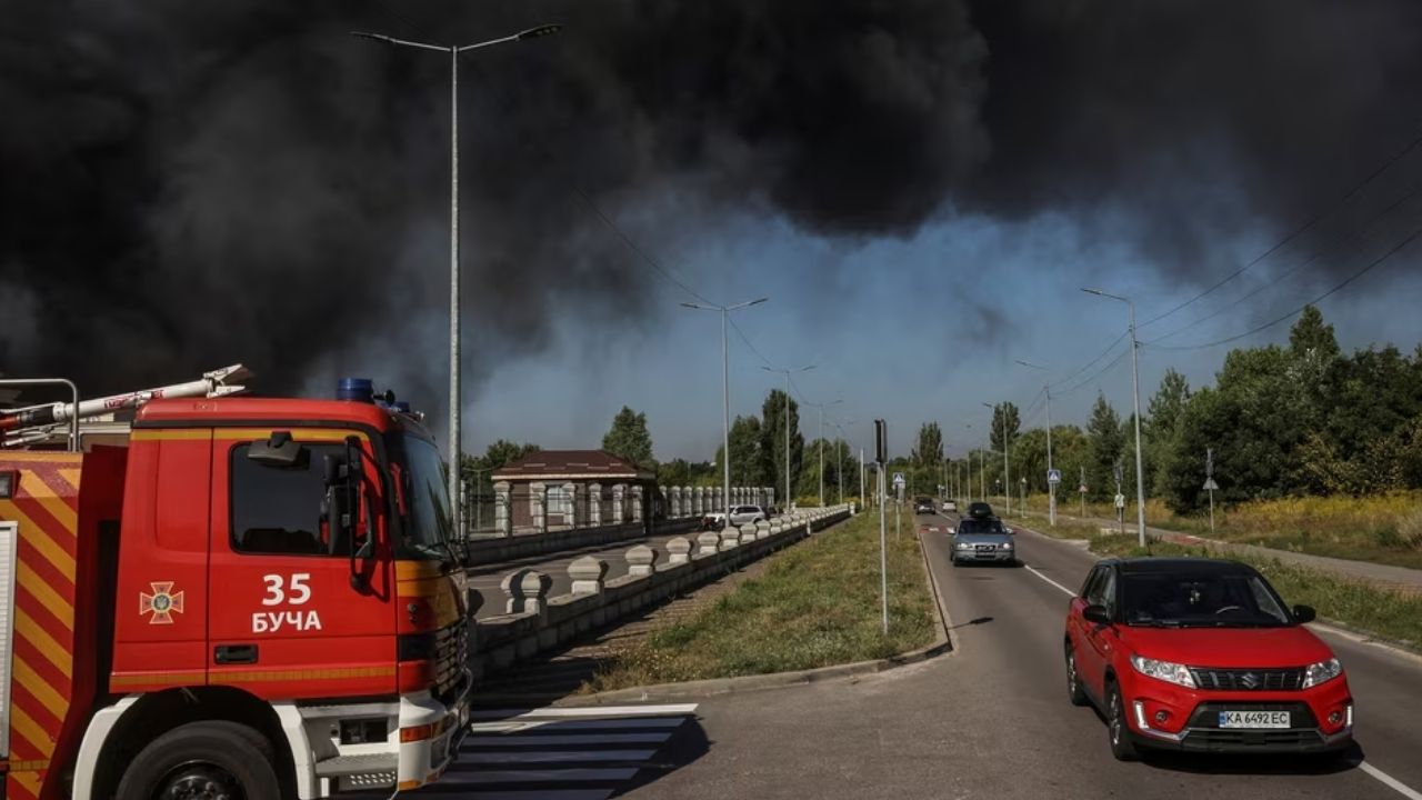 Night of Horror in Ukraine: Russian Strikes Leave 27 Dead, Hundreds Evacuated From Kyiv Region