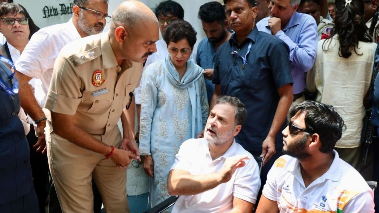 “200+ Pellets in Body, 3 in Eye”: Rahul Gandhi’s Explosive Claim Over Delhi Pellet Case