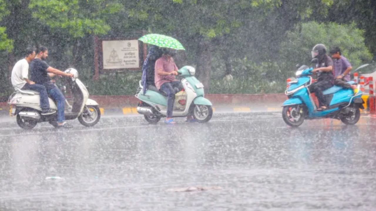 No Relief From Rain? Delhi’s Monsoon Story Takes Another Turn, IMD Issues Yellow Alert For Tomorrow