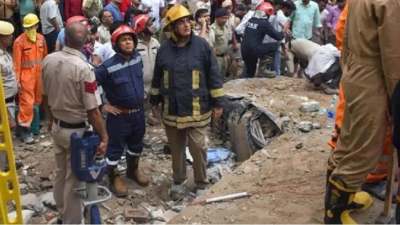 Delhi PG Collapse: Owner’s Son Reveals Hostel Daze Lease Link, Police Probe Agreement