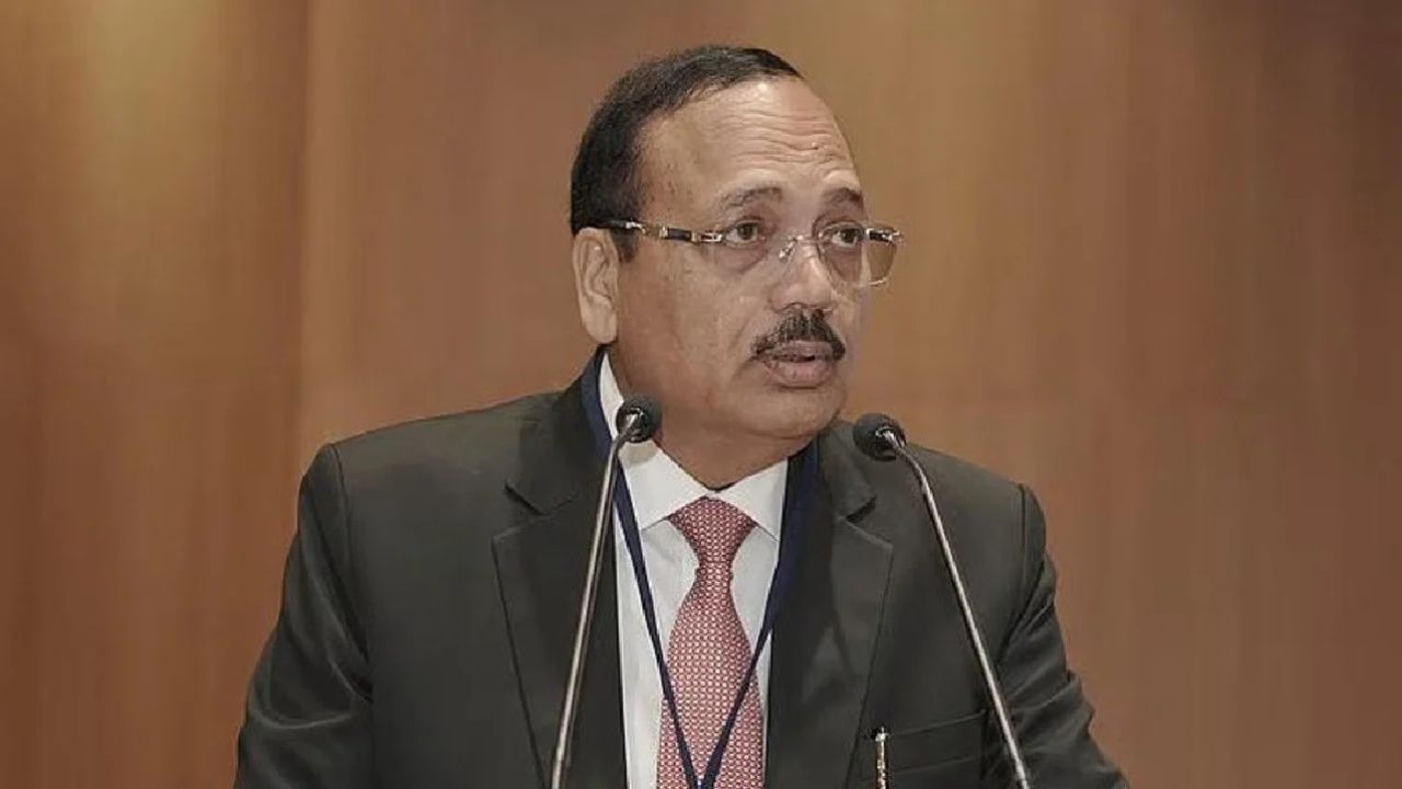CJI Surya Kant’s Big Move in Aravalli Case: Supreme Court Says No More Delay, Report Due by November 30