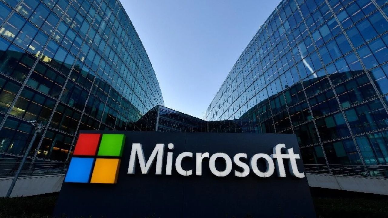 Microsoft Launches Hyderabad Cloud Region, Expands India AI Infrastructure Push With USD 20.5 Billion Investment