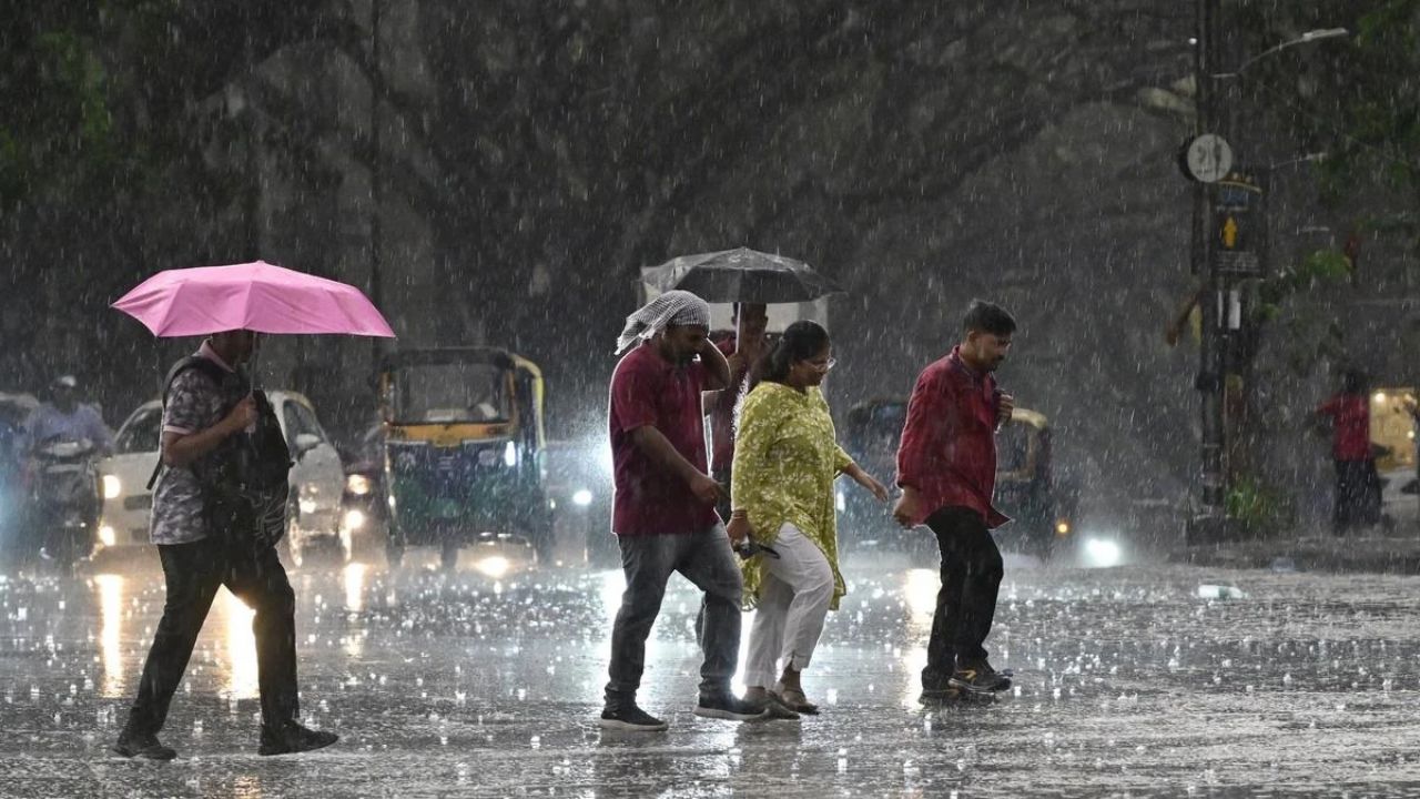 Weather Update: Clouds Of Trouble Over 18 States! IMD Predicts Heavy Rain And Thunderstorms