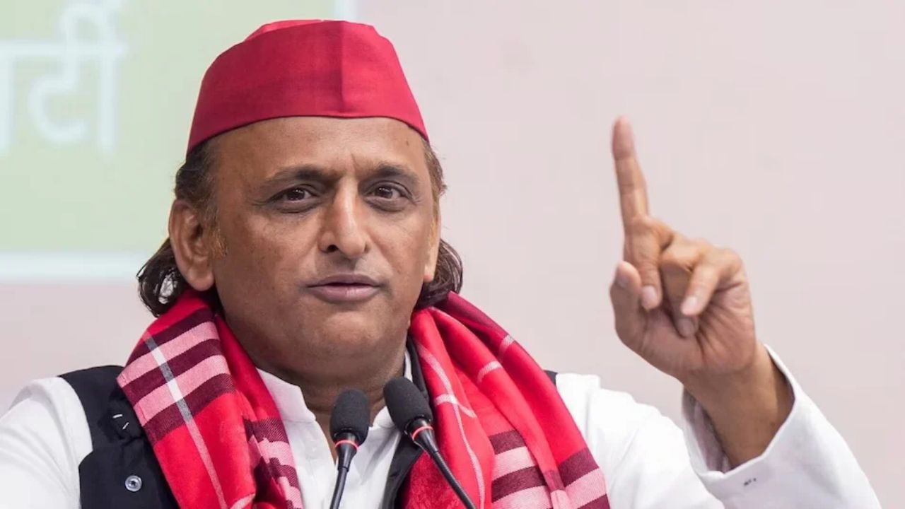 Akhilesh Yadav’s Big Move Ahead UP Polls 2027: SP Promises Vishwakarma Jayanti Holiday, Temple At Lucknow Riverfront